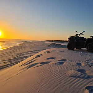 https://resort-goldenlake-em-arraial-do-cabo.cabofriohotels.org